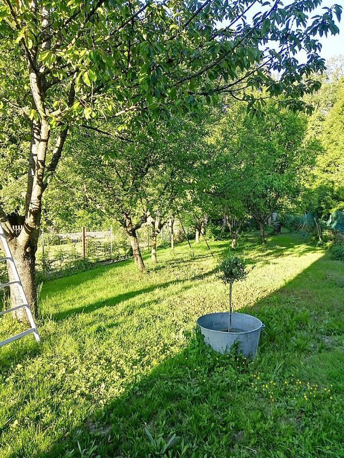 Au Repos Du Verger Couvrelles Dış mekan fotoğraf
